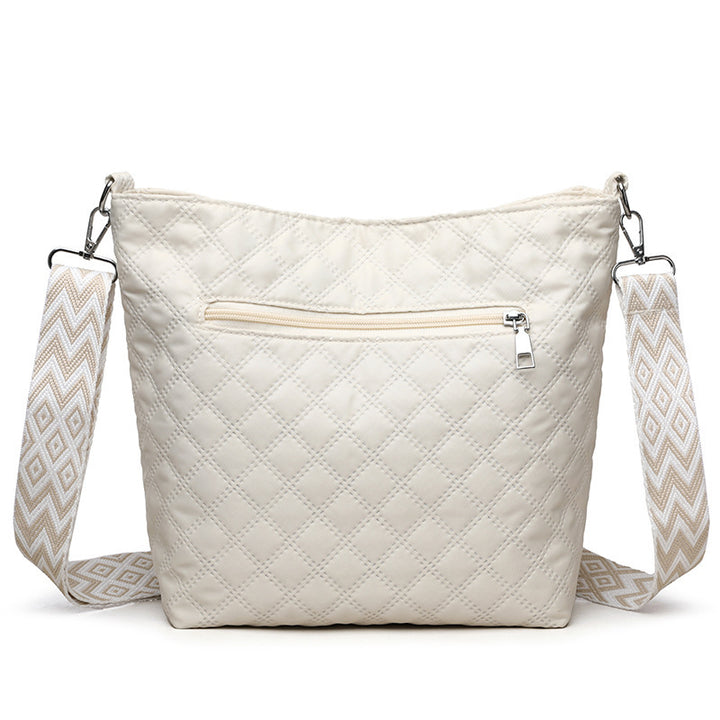 Fashion Quilted Shoulder Diamond Lattice Letter Label Large-capacity Crossbody Bag