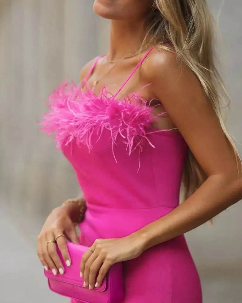 Sling Feather Trim High Slit Party Slim Fit Dress
 Product information:
 
 Pattern: solid color
 
 Fabric name: Polyester
 
 Color: black, dark pink
 
 Sleeve type: sleeveless
 
 Main fabric composition: Polyester 