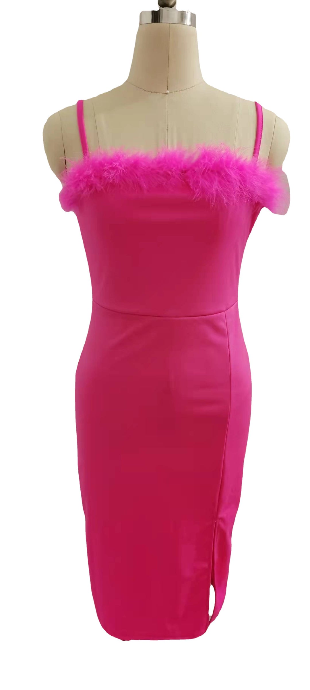 Sling Feather Trim High Slit Party Slim Fit Dress
 Product information:
 
 Pattern: solid color
 
 Fabric name: Polyester
 
 Color: black, dark pink
 
 Sleeve type: sleeveless
 
 Main fabric composition: Polyester 