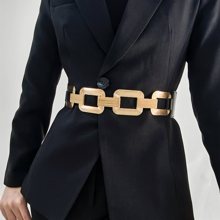 The New Women's Gold Black Wide Belt Decoration Fashion Elastic Metal 
 Product information:
 
 Style:all-match fashion
 
 Material
 :
 Alloy
 


 Treatment process: electroplating
 
 Details&amp;Type:chain   Elastic stretch 


 Produc