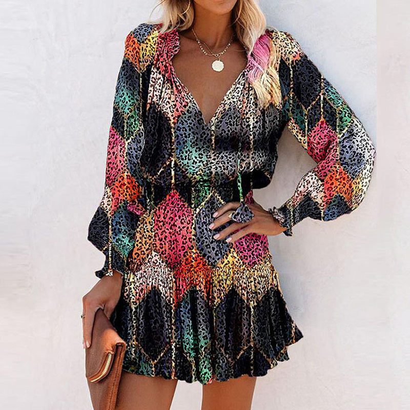 Women's Bohemian Print V-Neck Long Sleeve Dress - Flowy Beach Dress With Elastic Waist