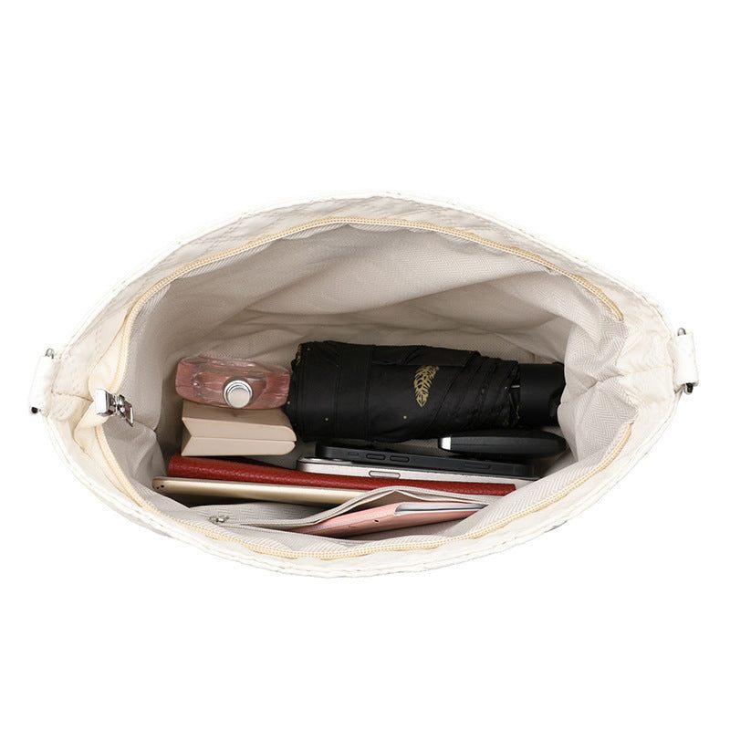 Fashion Quilted Shoulder Diamond Lattice Letter Label Large - capacity Crossbody Bag - Glow Goddess