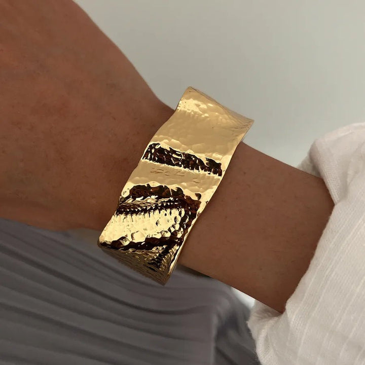 Women’s Geometric Alloy Bangle in plated finish with exaggerated hip-hop style and lightweight alloy design