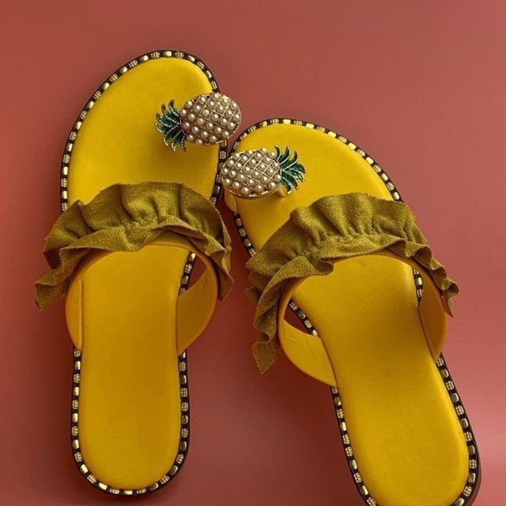 Pineapple Pearl Beach Slides – flat casual women’s slippers with pearl embellishments and open-toe design in summer colors