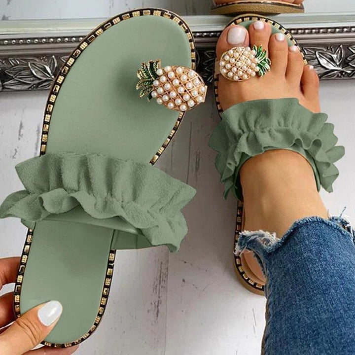Pineapple Pearl Beach Slides – flat casual women’s slippers with pearl embellishments and open-toe design in summer colors