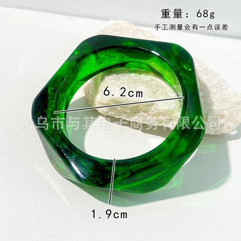 Resin gradient bangle bracelet for women with polished geometric pentagon design
