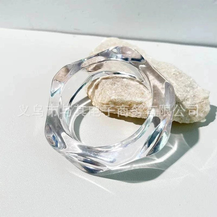Resin gradient bangle bracelet for women with polished geometric pentagon design