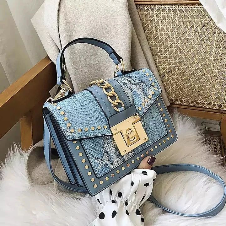 wholesale hot sell  women elegant chic fashion gradual change color mi
 #detail_decorate_root .magic-0{border-bottom-style:solid;border-bottom-color:#53647a;font-family:Georgia;font-size:20px;color:#53647a;font-style:normal;border-bott