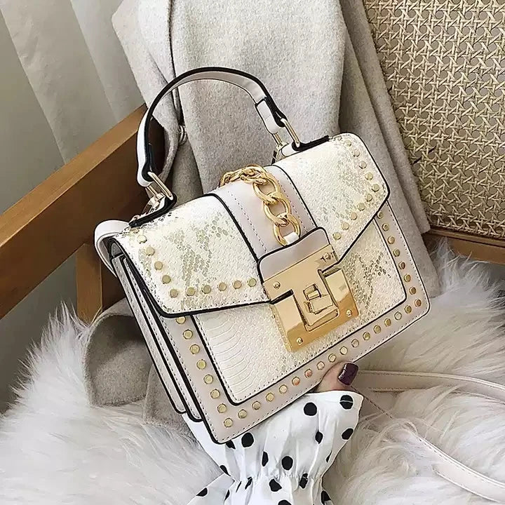 wholesale hot sell  women elegant chic fashion gradual change color mi
 #detail_decorate_root .magic-0{border-bottom-style:solid;border-bottom-color:#53647a;font-family:Georgia;font-size:20px;color:#53647a;font-style:normal;border-bott